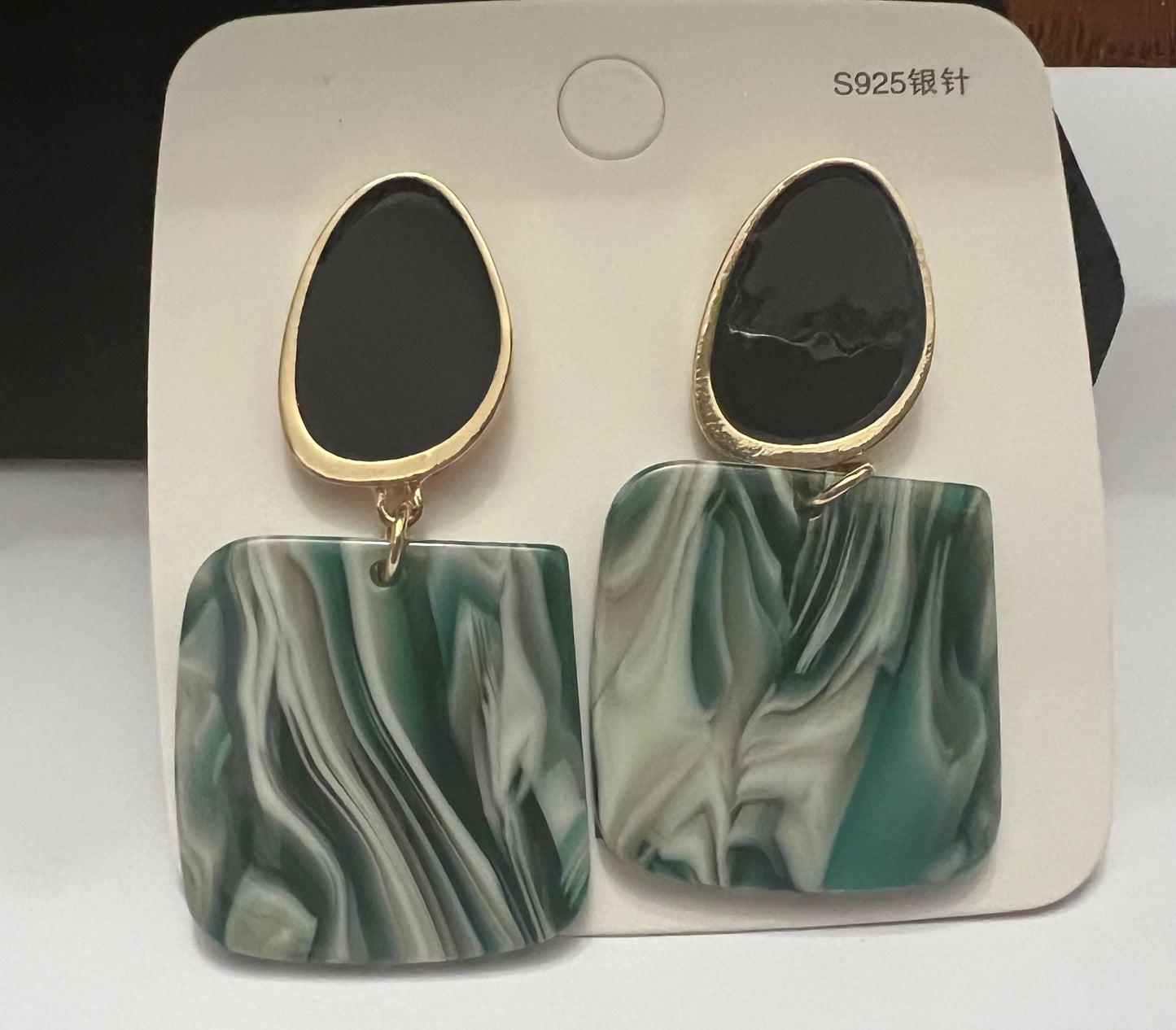 Agata Green Earrings