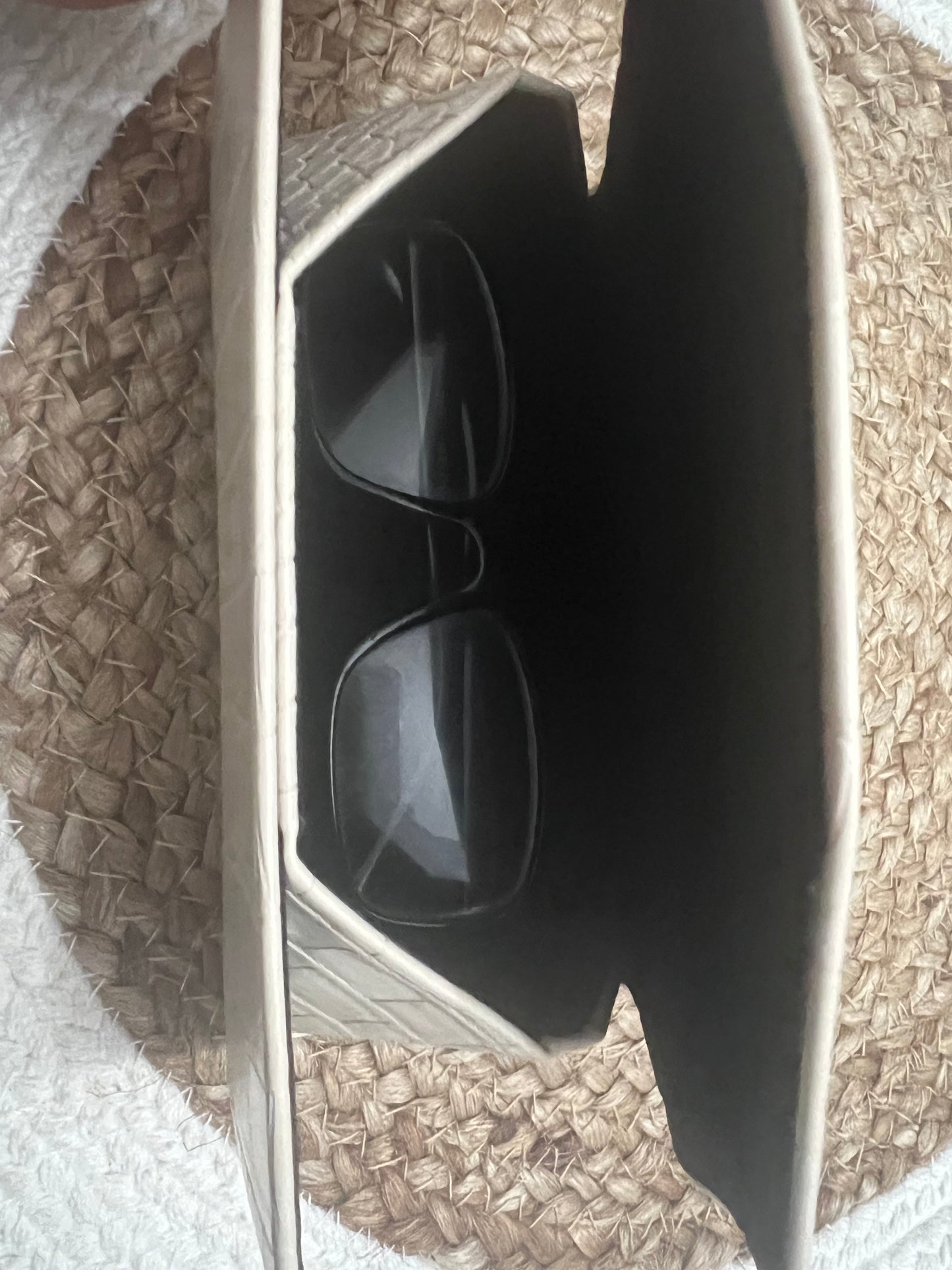 Arlet Sunglass Case